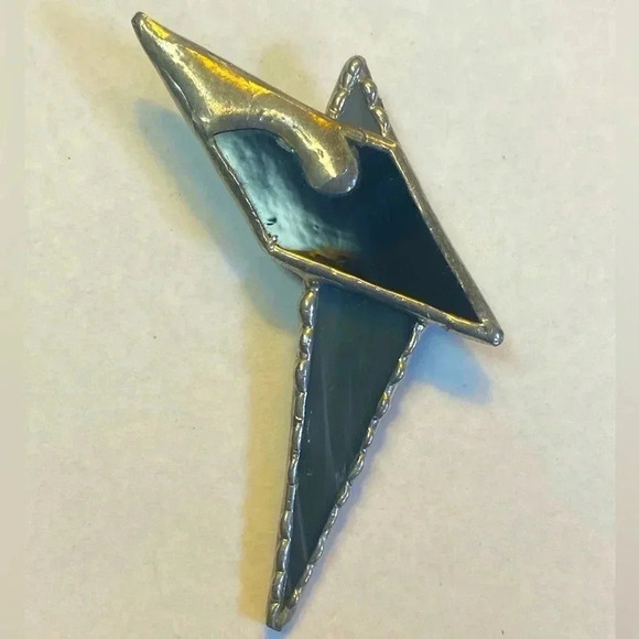 HANDMADE ARTISAN BROOCH - Picture 1 of 4